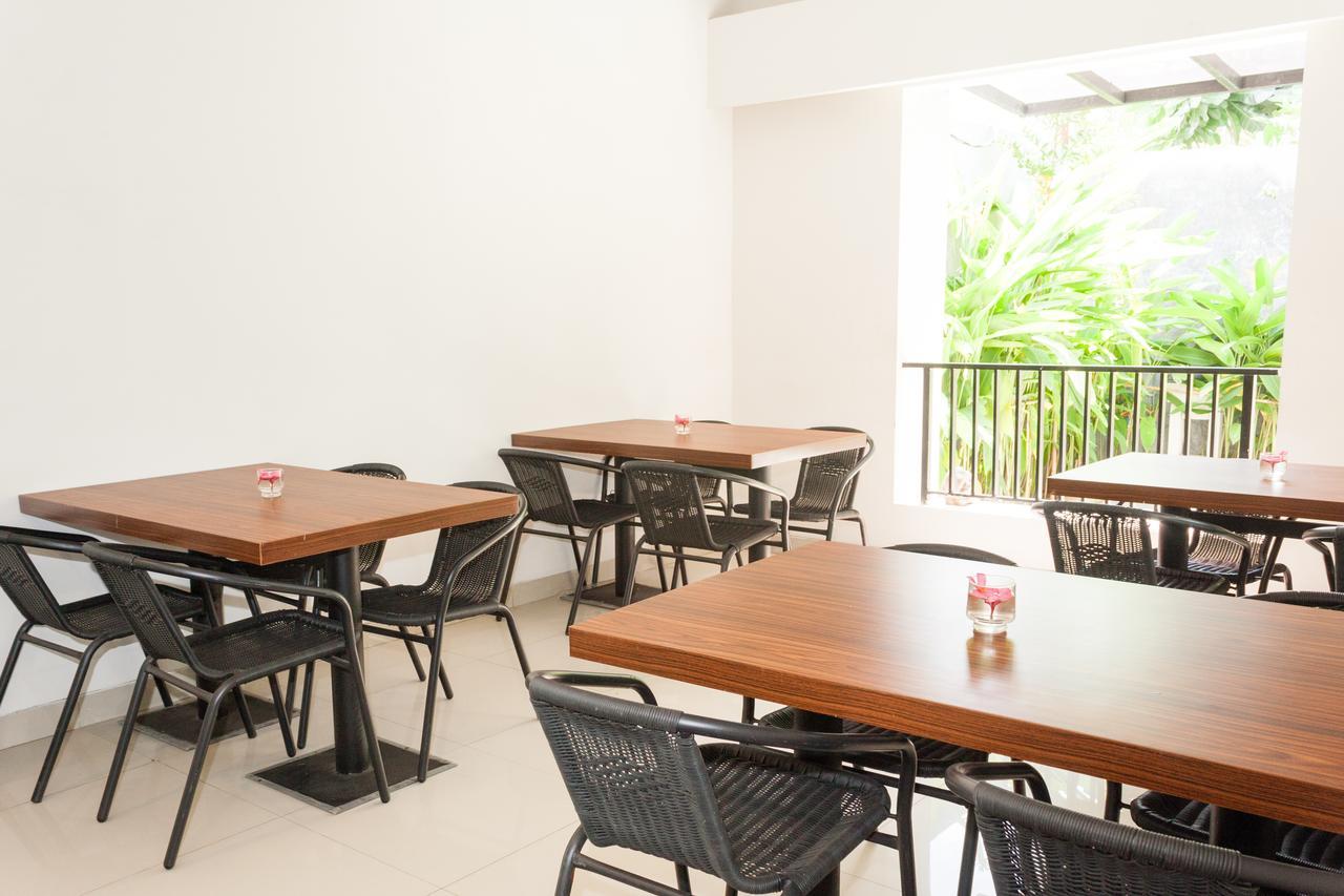 Griya Regato Hotel จาการ์ตา ภายนอก รูปภาพ